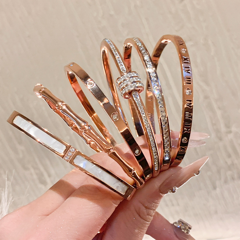 玫瑰金钛钢手镯女款高级感手链轻