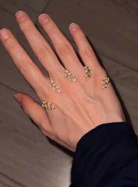 定制！钛钢不掉色交叉五指叶子