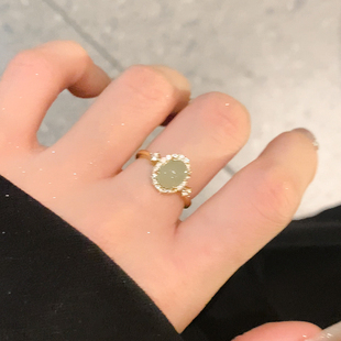 冰透仿绿玉髓鸽子蛋戒指女轻奢高级感尾戒素圈戒指新款新中式指环
