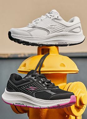 Skechers斯凯奇2024春季新款女子休闲跑步鞋减震回弹运动鞋128606