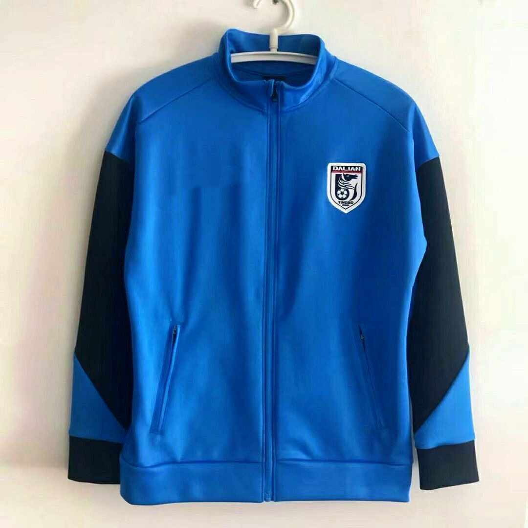 大连英博球衣26赛季球员版夹克胸前英博队徽刺绣宽松版型面料舒服