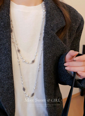 双层叠戴珍珠长款毛衣链轻奢高级感大气高档百搭长款项链配饰女