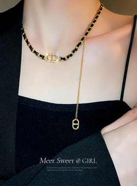 小香风黑色脖颈带项链女款2025新款爆款高级感锁骨链轻奢小众颈链