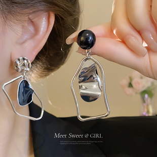 黑色ab款不对称耳环2025新款爆款高级感耳钉小众独特耳饰女夸张