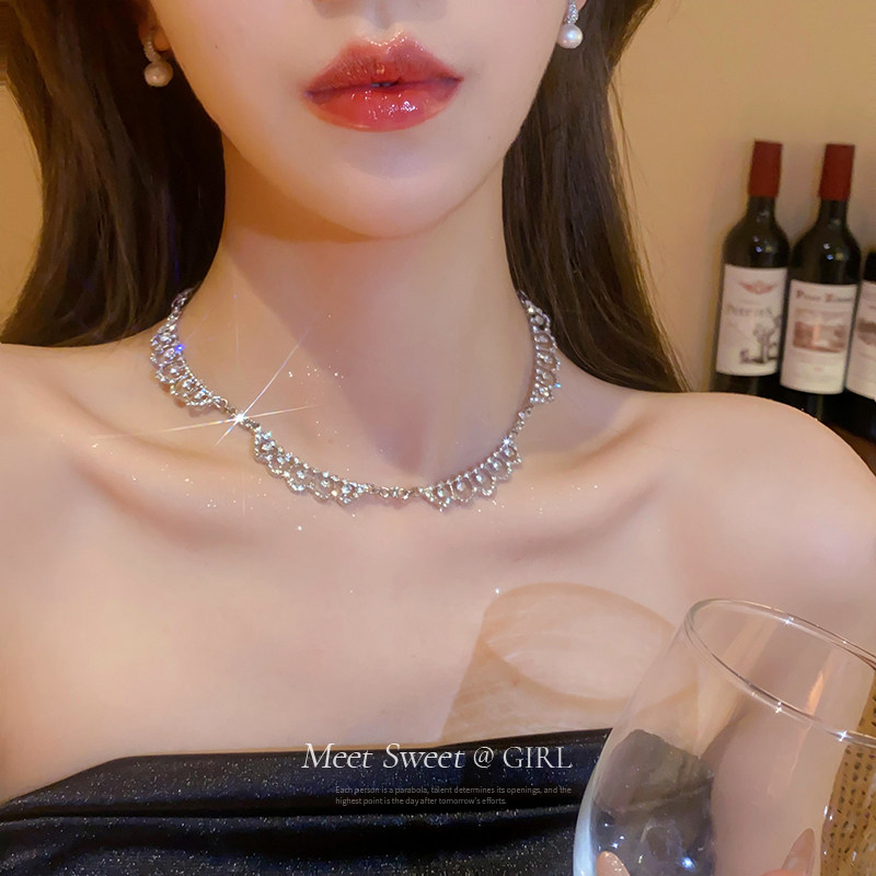 闪钻波纹项链晚礼服新娘结婚锁骨链女高级感轻奢小众气质颈链配饰