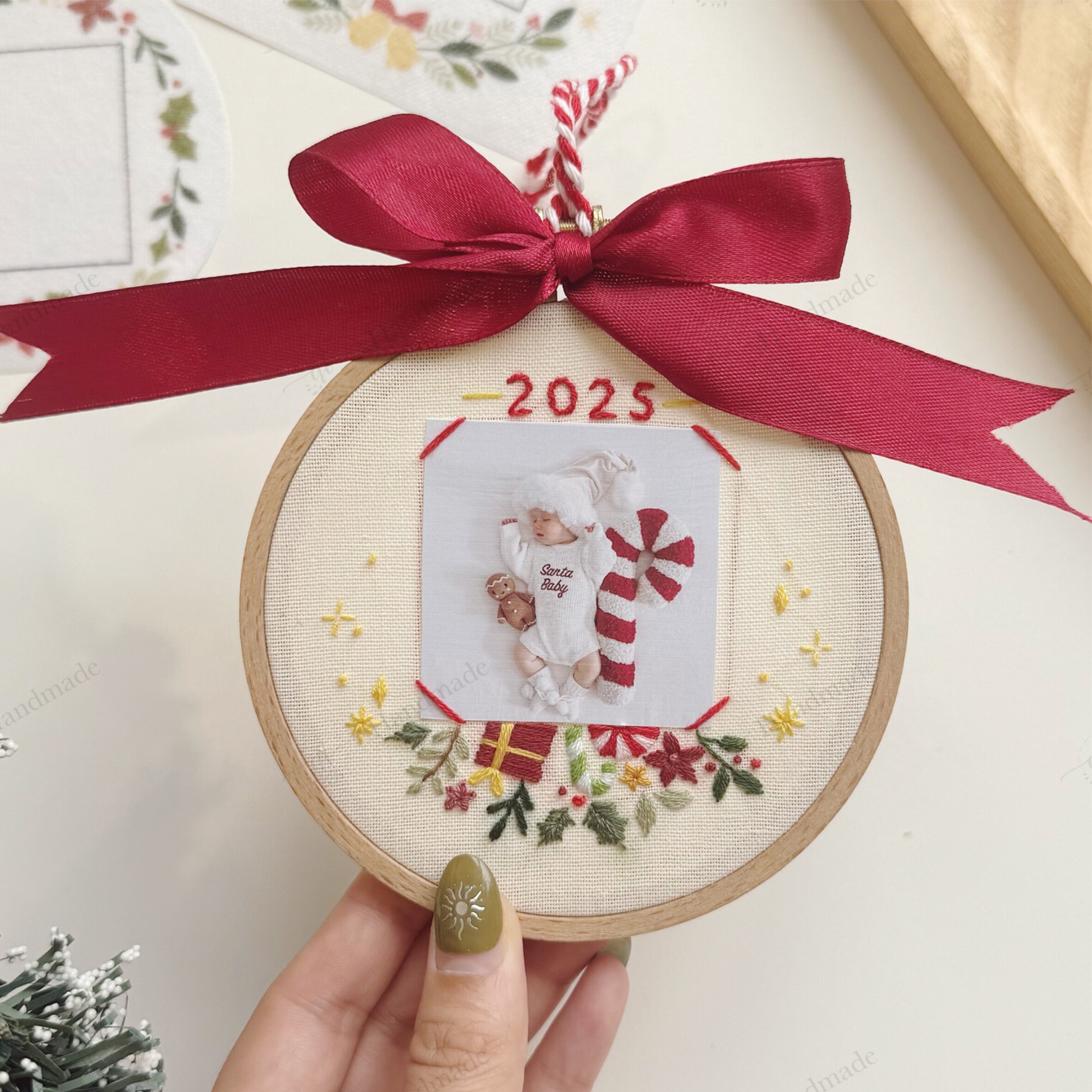 2025新款《照片花框》圣诞彩色的自粘水溶底稿贴纸，手工刺绣diy
