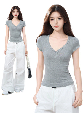 灰色v领正肩短袖t恤女夏季修身紧身收腰短款上衣2025新款夏
