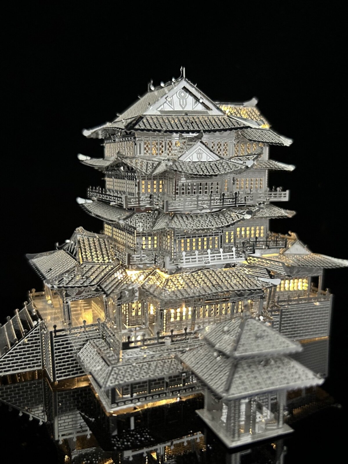 TENGWANG PAVILION 서문 성인 어려운 고대 건물 금속 조립 모델 DIY 손으로 조립 빌딩 블록 감압 장난감