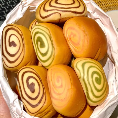盼盼法式卷心小面包夹心面包双色面包抹茶山楂巧克力味早餐零食