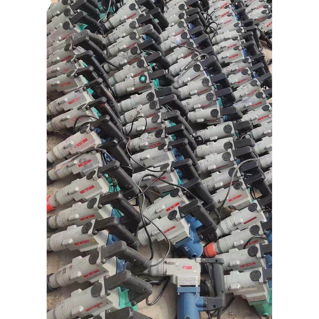 二手方头柄东成DCA单用电锤Z1C-FF-26方头四坑冲击钻家用工具电钻图片