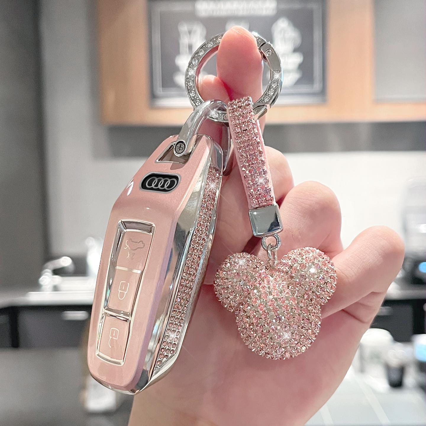 适用奥迪钥匙套2025新款A5L Sportback汽车Q6L e-tron镶钻壳扣女
