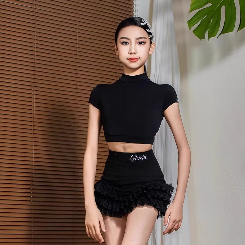 新款拉丁服短袖美背上衣百褶短裤