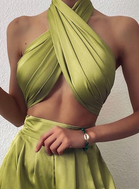 Solid halter neck off-the-shoulder T-shirt纯色挂脖露肩小吊带