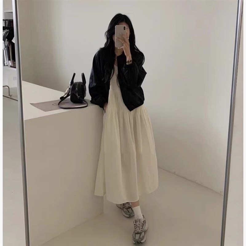 孕妇装高级感套装大码皮衣外套韩版设计感时尚遮肚吊带连衣裙
