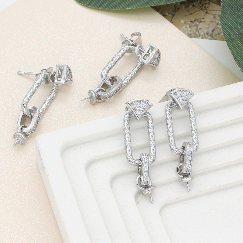 银色可拆卸镶嵌半孔珍珠耳环