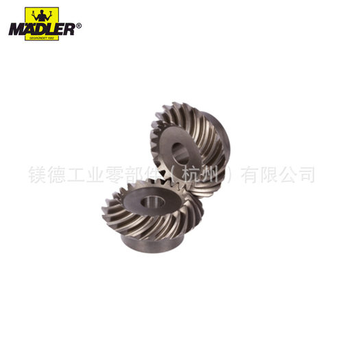 Maedler 螺旋齿钢件伞齿轮，传动比 1:1 to 4:1