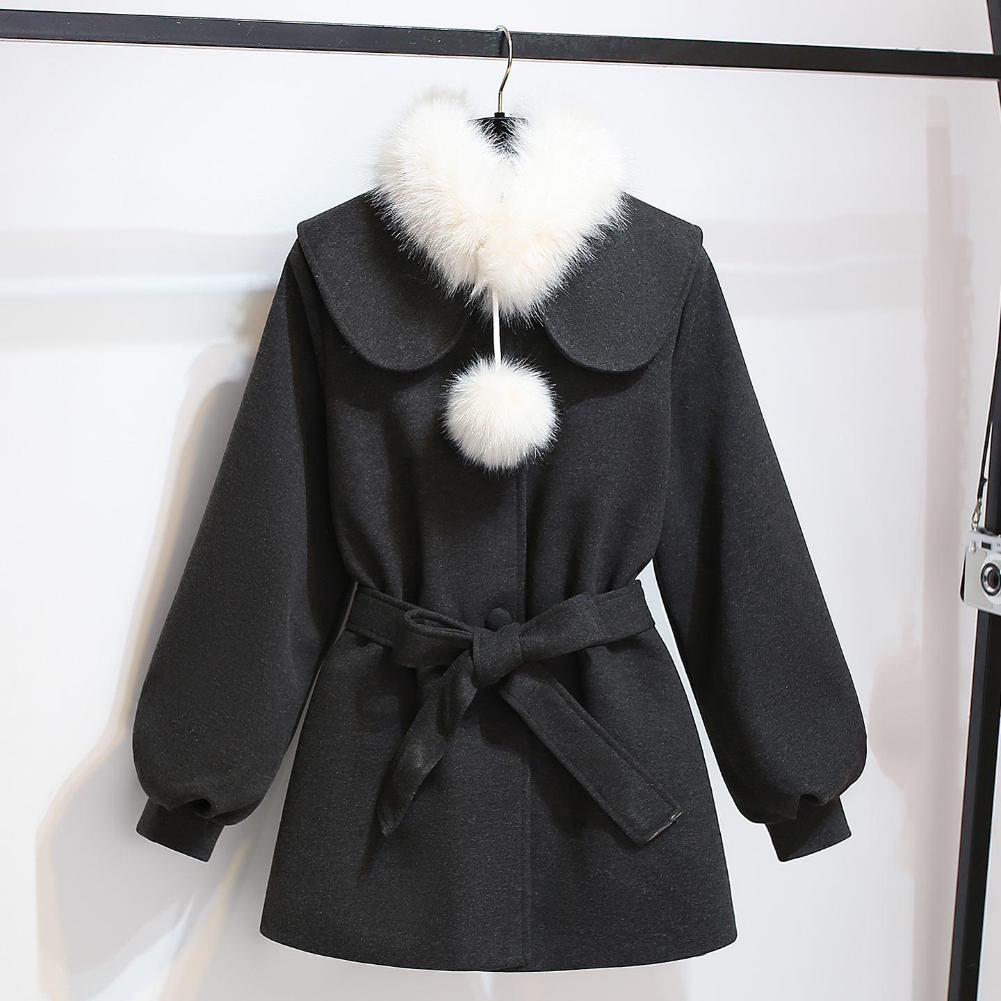 毛呢娃娃领围脖夹棉外套加厚收腰