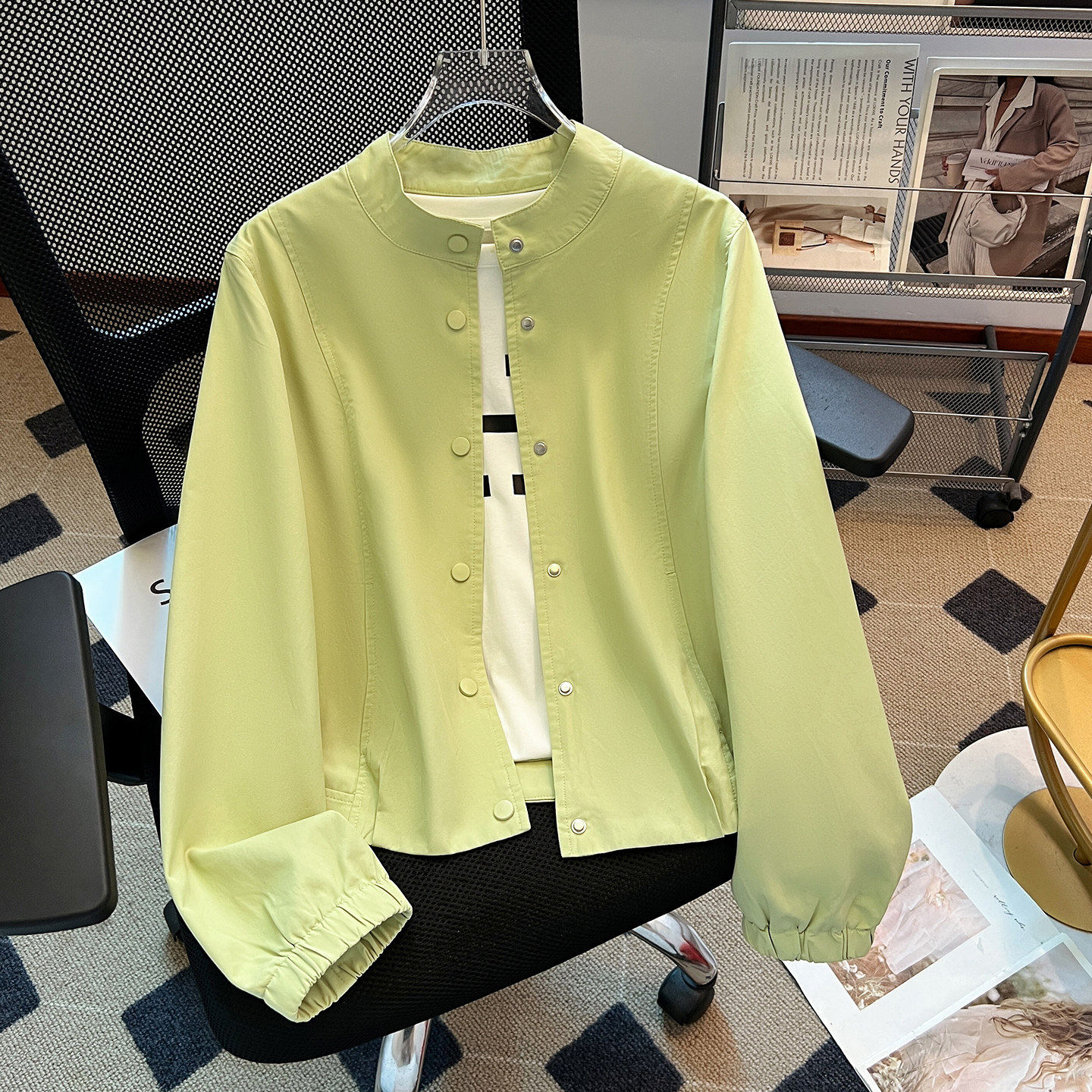 休闲百搭小立领棒球服开衫外套女图片