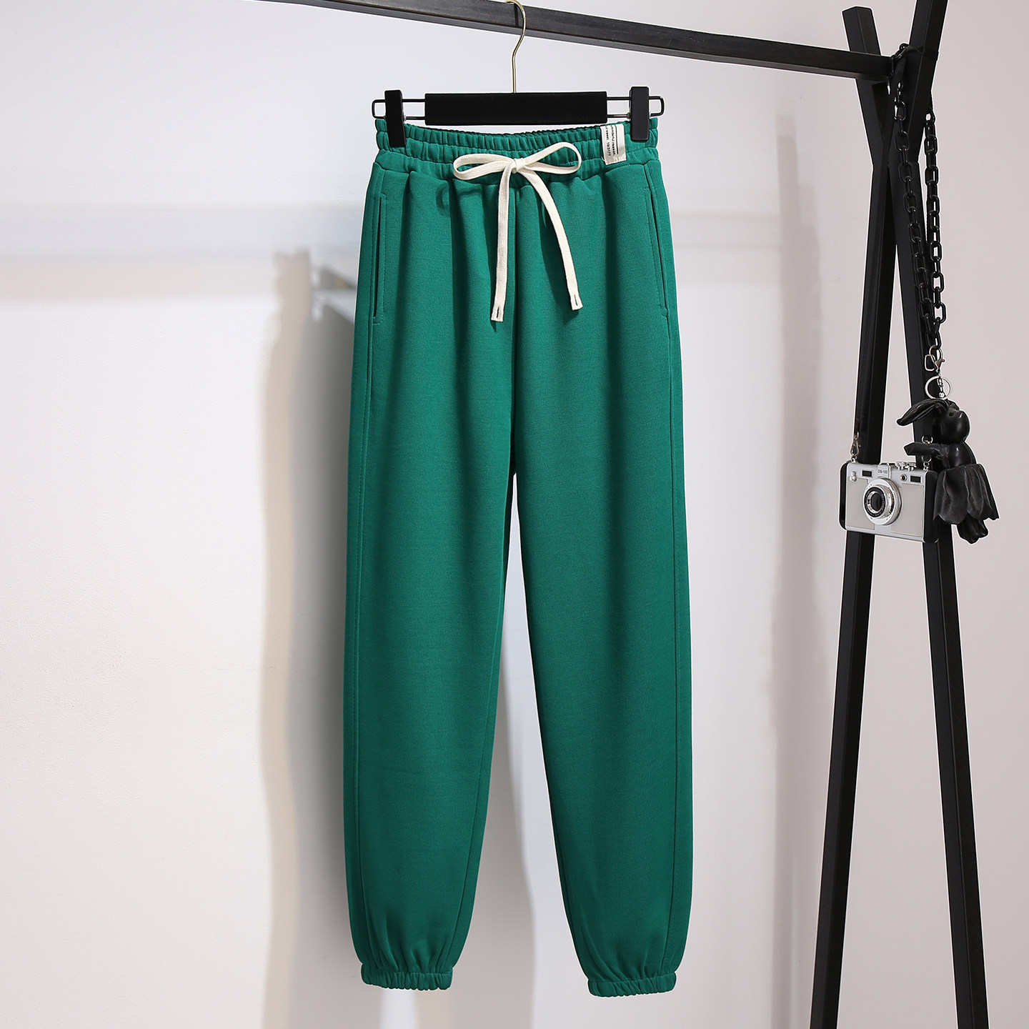 欧洲站爆款绿色休闲运动裤子女2026春秋季新款宽松束脚卫裤小个子,女装/女士精品,休闲裤,淘宝优惠券,粉丝福利购,淘宝优惠卷