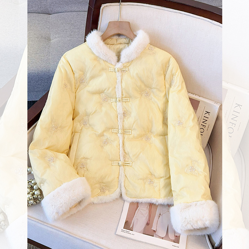 新中式国风鹅黄色盘扣短款羽绒服