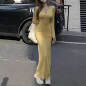 时尚 氛围感秋冬内搭长袖 包臀连衣裙女法式 感黄色显白御姐气质长裙