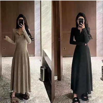 秋冬2025新款法式英伦风黑色长裙打底毛衣裙子女小个子针织连衣裙