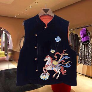 艾妮莉261598 斜门禁盘扣立领彩色马刺绣花丝绒国风马甲外套春