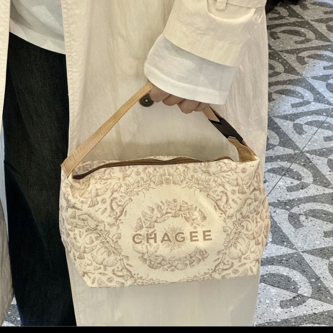 便携青年手提包休闲正品代购印花