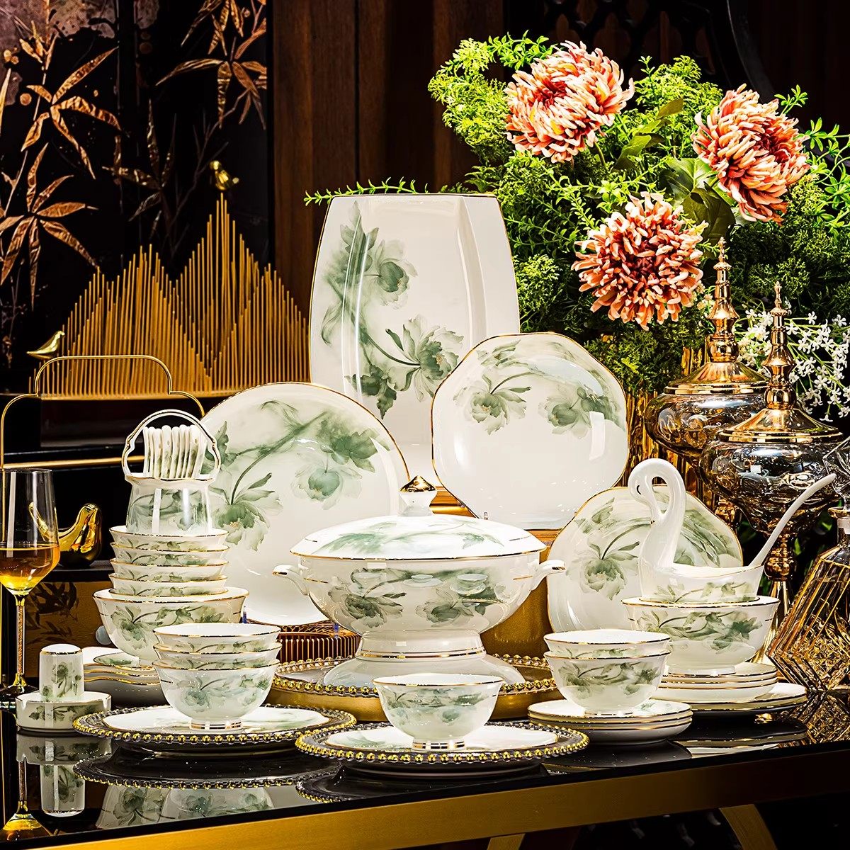 景德镇骨瓷家用轻奢水墨兰彩陶瓷餐具乔迁新婚送礼欧式餐具套装