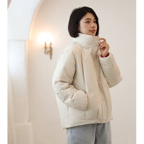 无色无味鸭绒羽绒服时尚简约外套