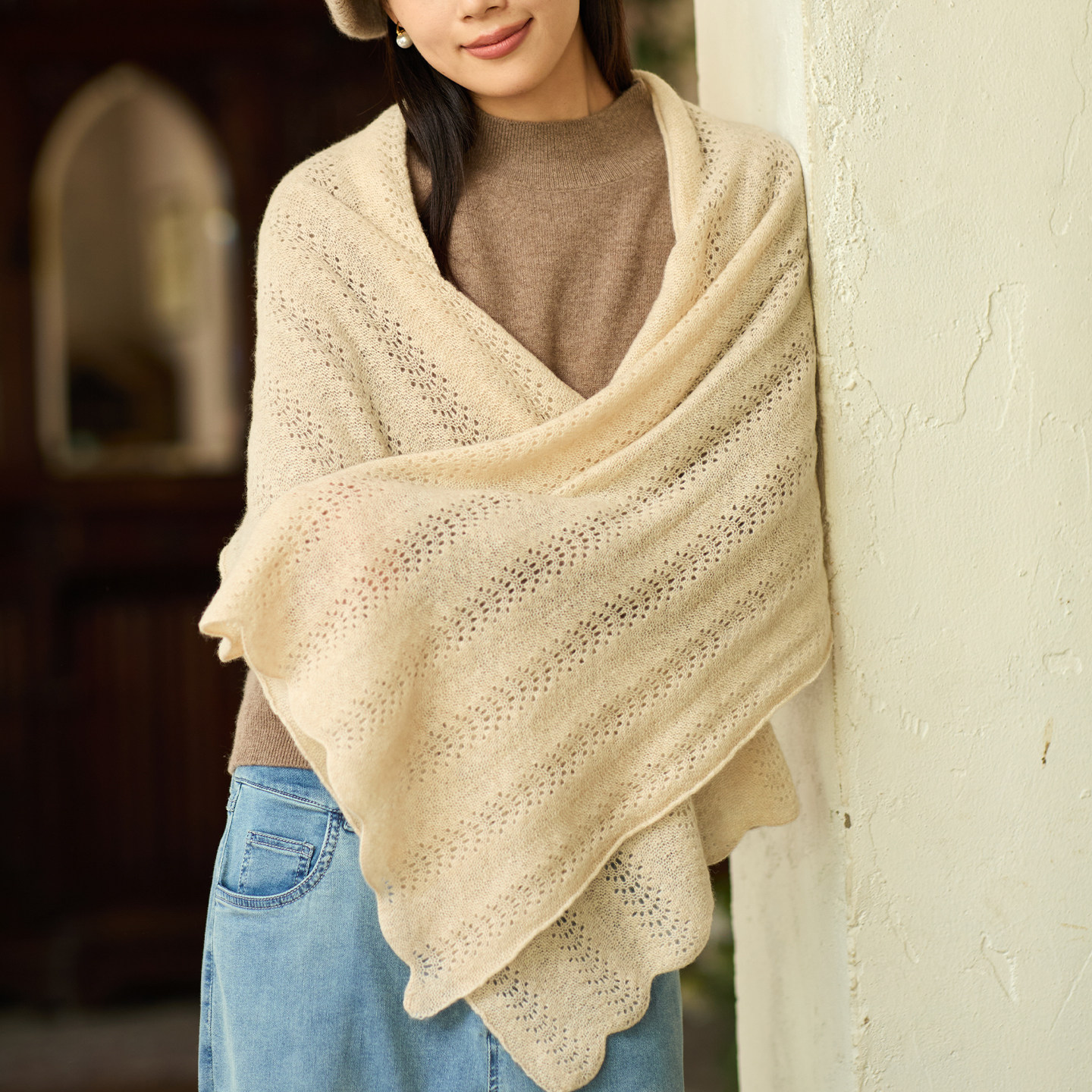 无色无味2025新款围巾女冬季亲肤软糯慵懒优雅山羊绒披肩保暖围脖