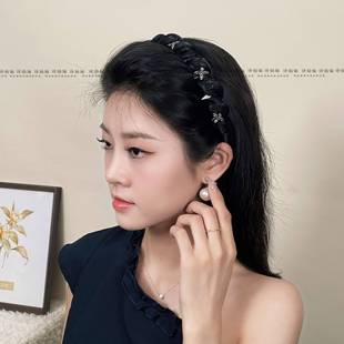 诗铂俪甄选【赫本路易斯】巴黎王妃珠光四叶草网纱发箍女SG1252