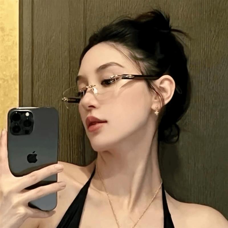 2024新款防蓝光无框切边女金属重工艺素颜眼镜Y2K复古辣妹欧美风