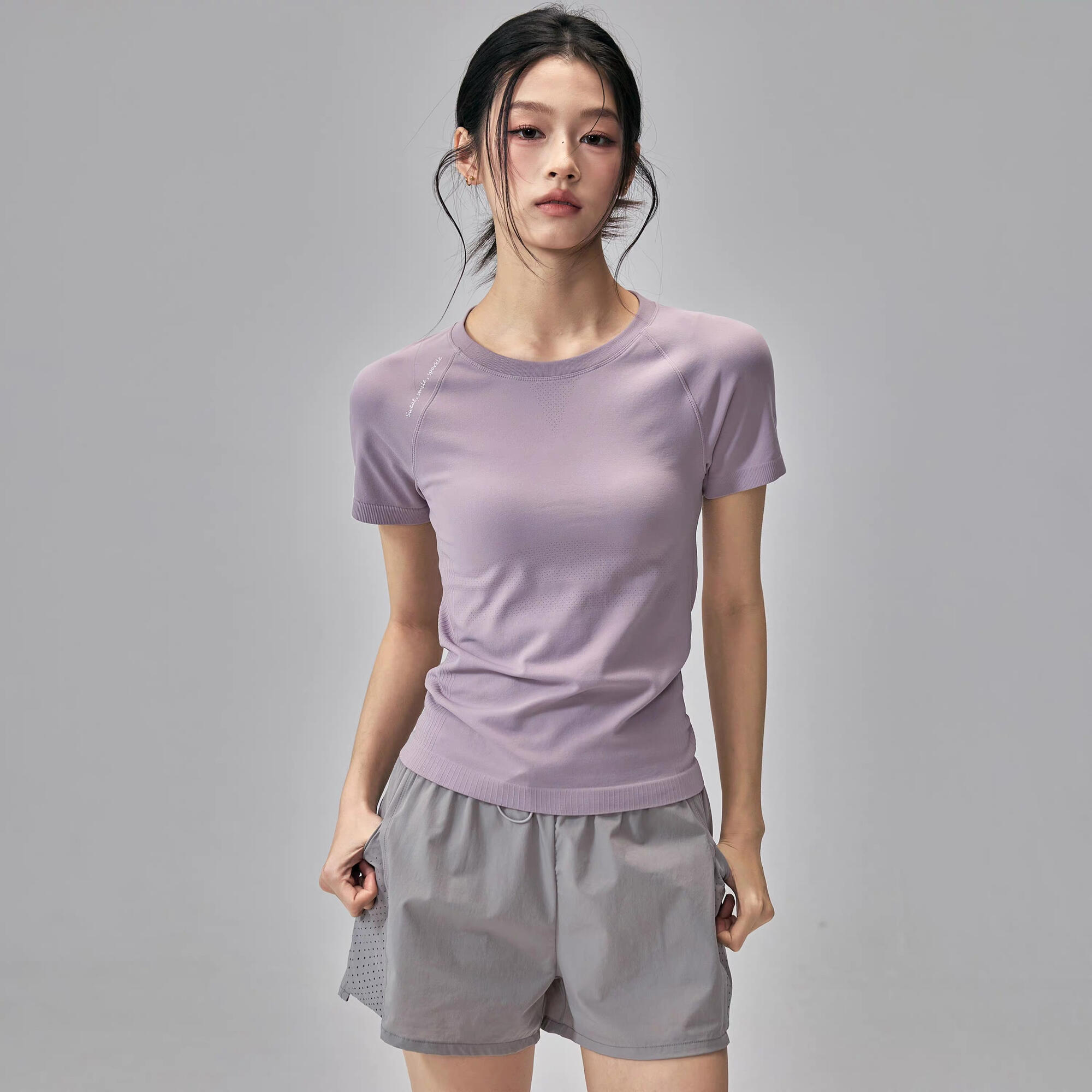 瑜伽少女Yoga修身显瘦瑜伽服女短袖速干透气运动上衣跑步健身训练