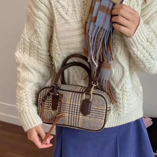 英伦复古千鸟格保龄球包包女2025新款文艺范小方包百搭手提斜挎包