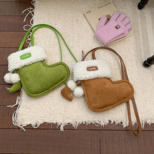 超火网红圣诞靴子包包女2025新款小众少女可爱雪地靴包单肩斜挎包