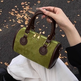 手提麂皮绒保龄球包包女美式复古风枕头包百搭多功能单肩斜挎包潮
