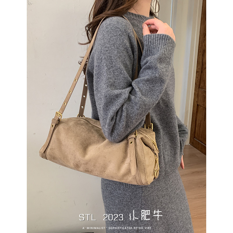 简约复古麂皮腋下包包女2025新款大容量单肩法棍包轻奢百搭通勤包
