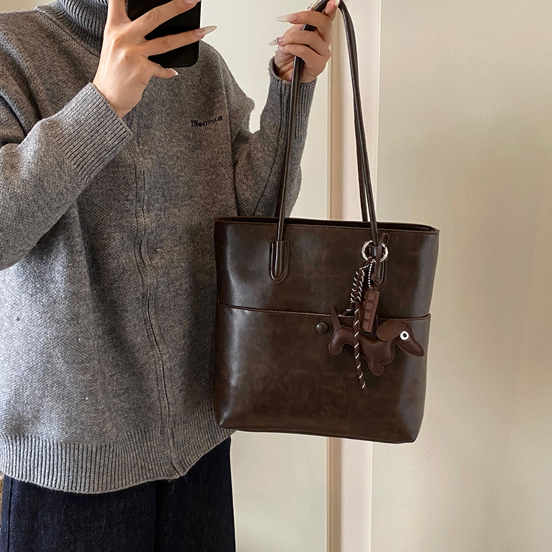 复古水桶包百搭单肩腋下包