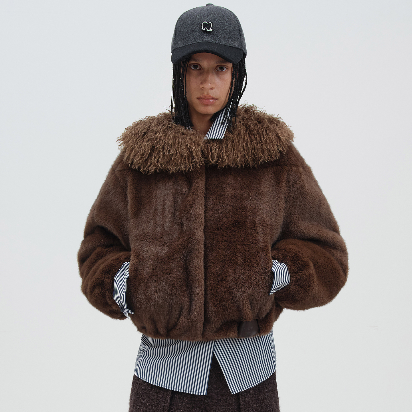 NMORE设计师品牌 25冬季新款 热巧咖可拆卸毛领短款环保仿皮草