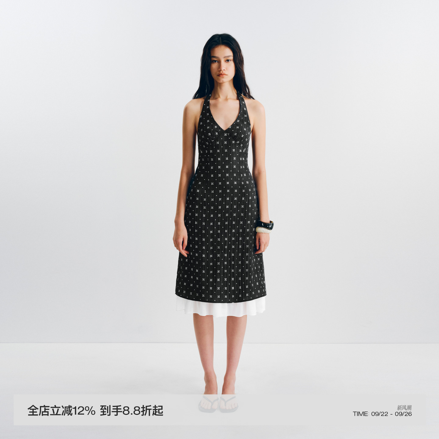 PUKI 原创天丝V领提花拼接假两件撞色挂脖掐腰显瘦度假风连衣长裙