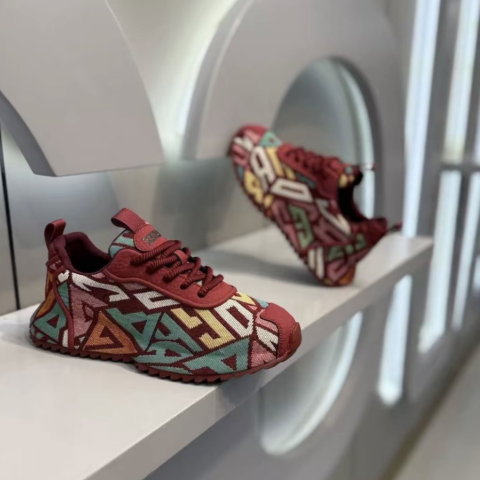 时尚男鞋2026早春新款增高老爹鞋青年个性潮流布面刺绣防滑阿甘鞋,流行男鞋,老爹鞋,淘宝优惠券,粉丝福利购,淘宝优惠卷