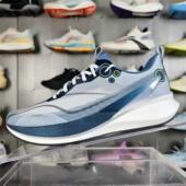 李宁25新品 赤兔8PRO男反光beng丝轻量高回弹竞速训练跑鞋 ARPV003