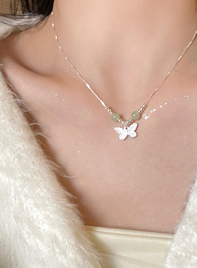蝶舞吊坠碎银子和田玉珠项链女夏日轻奢风小众设计蝴蝶锁骨链礼物