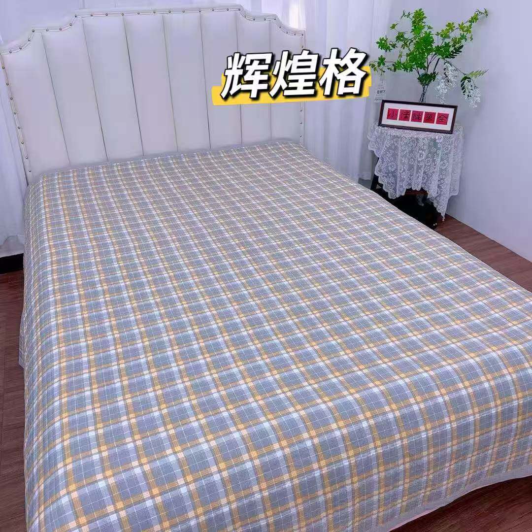 新款四季通用榻榻米三层夹棉床盖图片