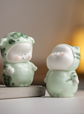 创意陶瓷小胖虎摆件生肖吉祥物可爱小猪客厅桌面玄关柜装饰品摆设