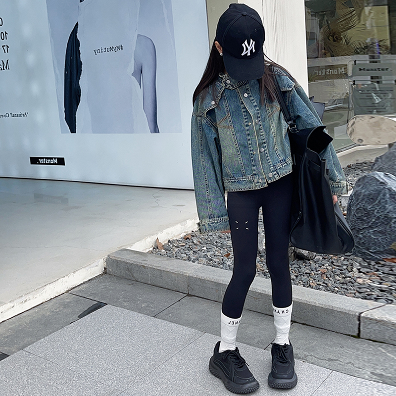 亲子装女童复古港风牛仔外套2023春装新款洋派儿童短款长袖夹克衣