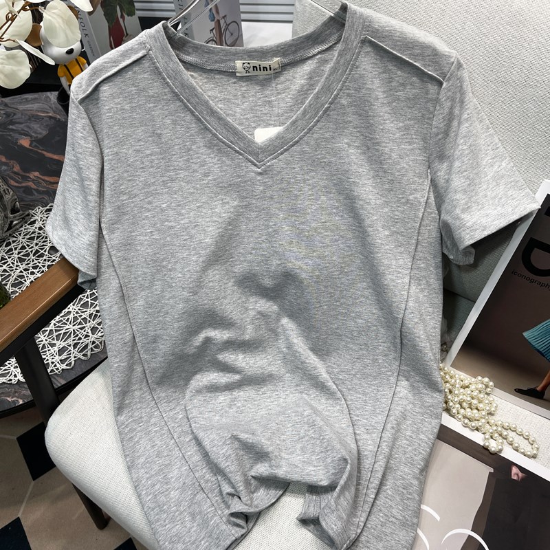 胡子叔大码女装设计感明线短袖T恤女夏季新款胖mm百搭V领时尚上衣