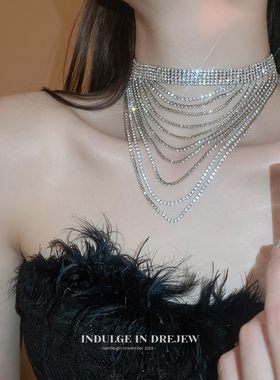 银色多层叠戴项链2024新款爆款夸张锁骨链女高级感小众颈链配饰