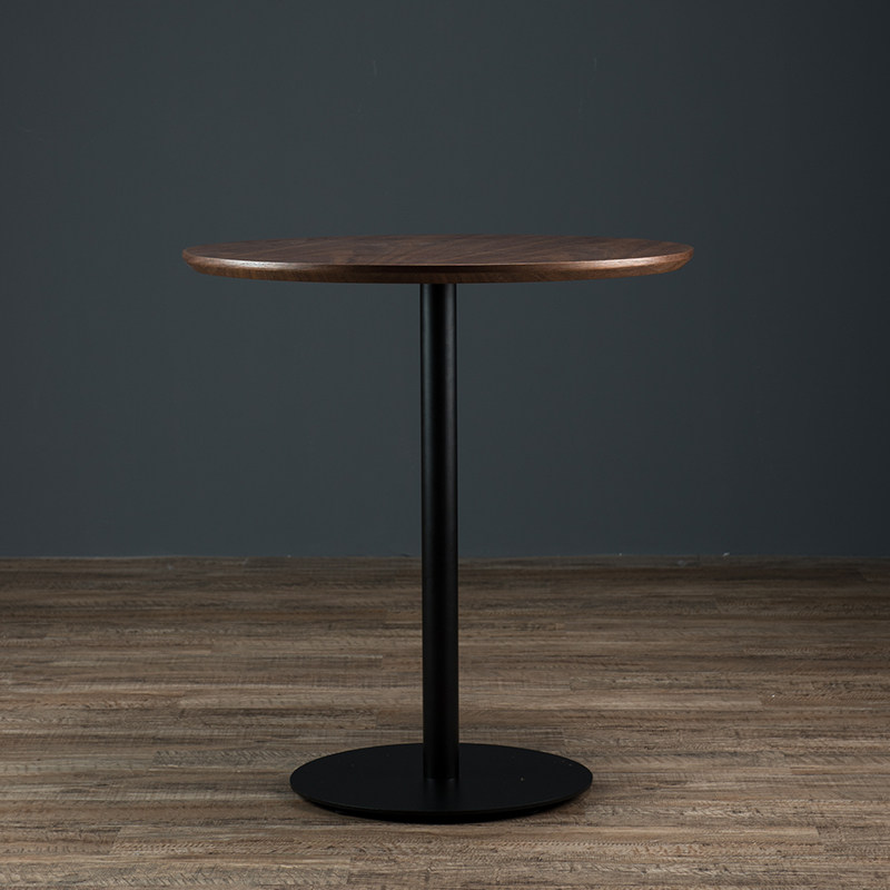 北欧简约小圆桌实木餐桌家用小户型胡桃木咖啡桌餐厅休闲洽谈桌子